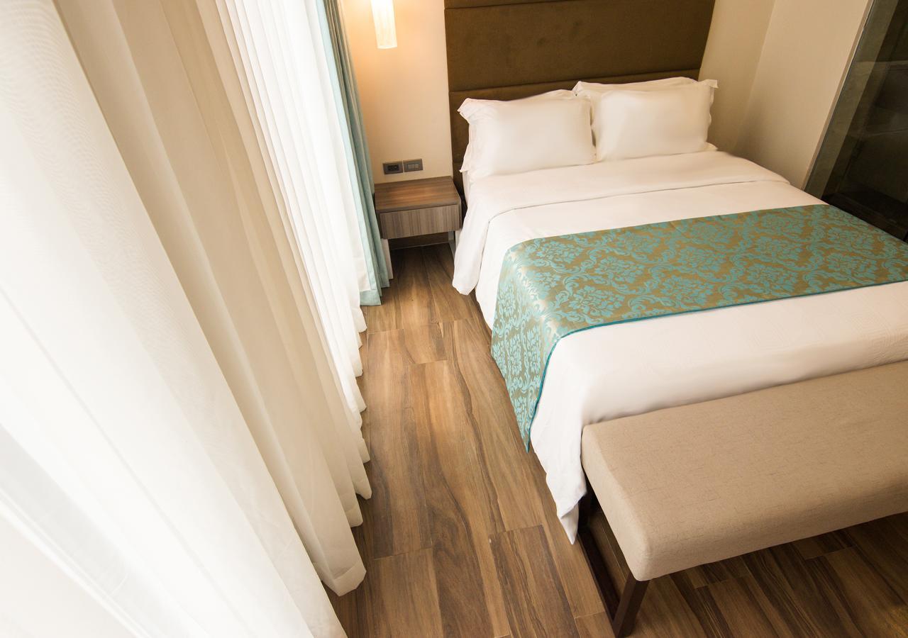 Goldberry Lite Hotel Iloilo Extérieur photo