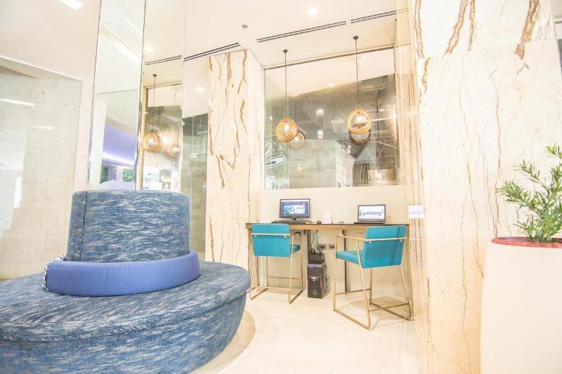 Goldberry Lite Hotel Iloilo Extérieur photo