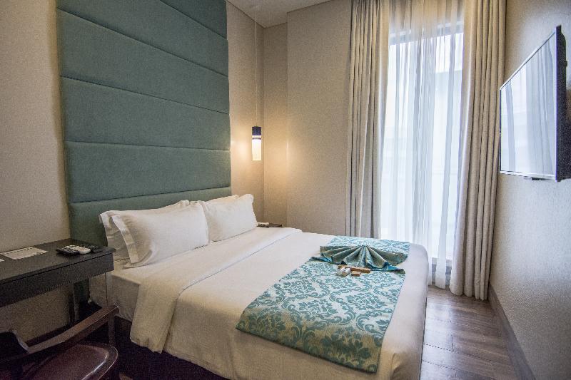 Goldberry Lite Hotel Iloilo Extérieur photo