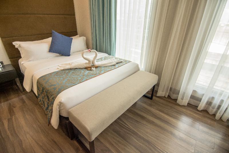 Goldberry Lite Hotel Iloilo Extérieur photo